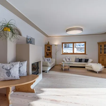 Weinberg T1 & T2 By Managers Alpesi faház