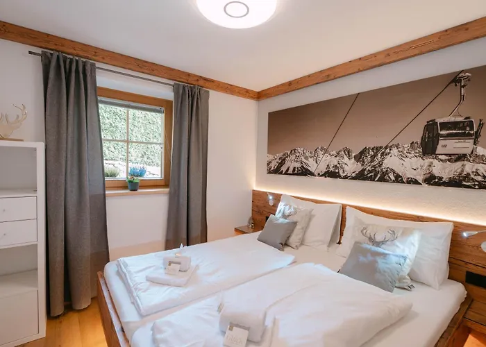 Weinberg T1 & T2 By Managers * Kirchberg in Tirol