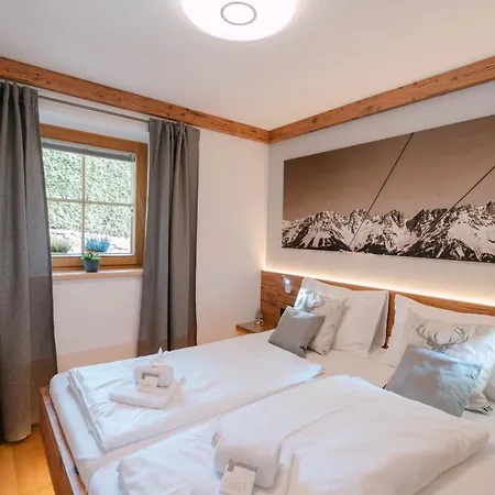 Weinberg T1 & T2 By Managers * Kirchberg en Tyrol