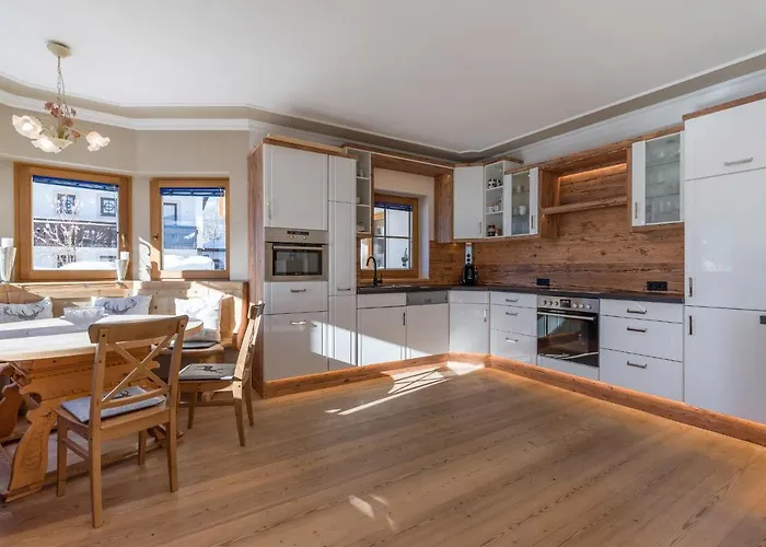 Weinberg T1 & T2 By Managers Chalet *